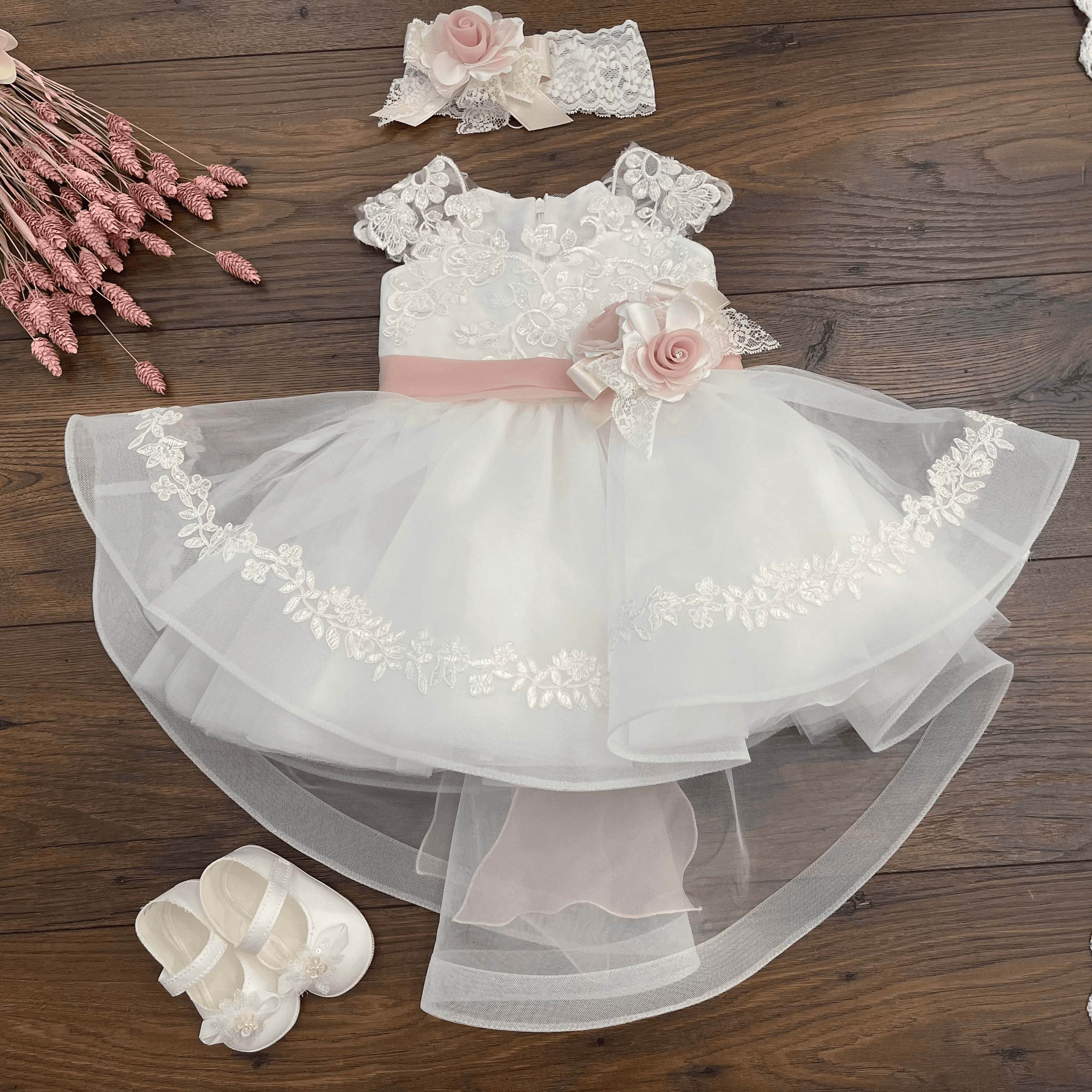 ABITO BATTESIMALE CON CODA