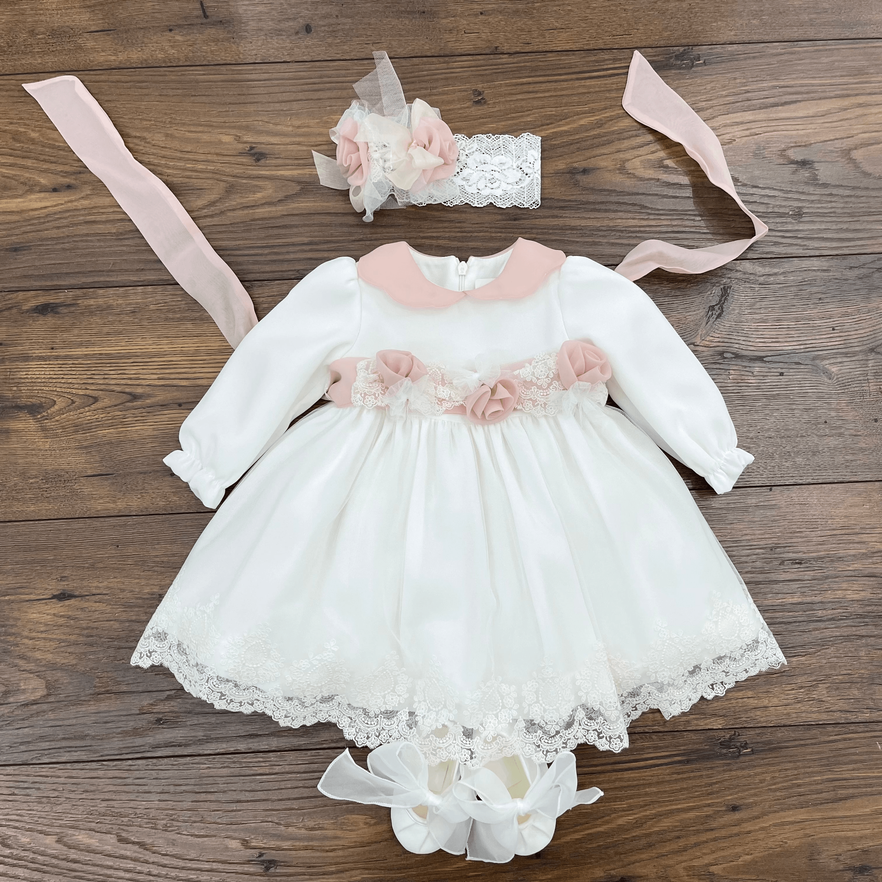 ABITO BATTESIMALE IN PIZZO E ORGANZA